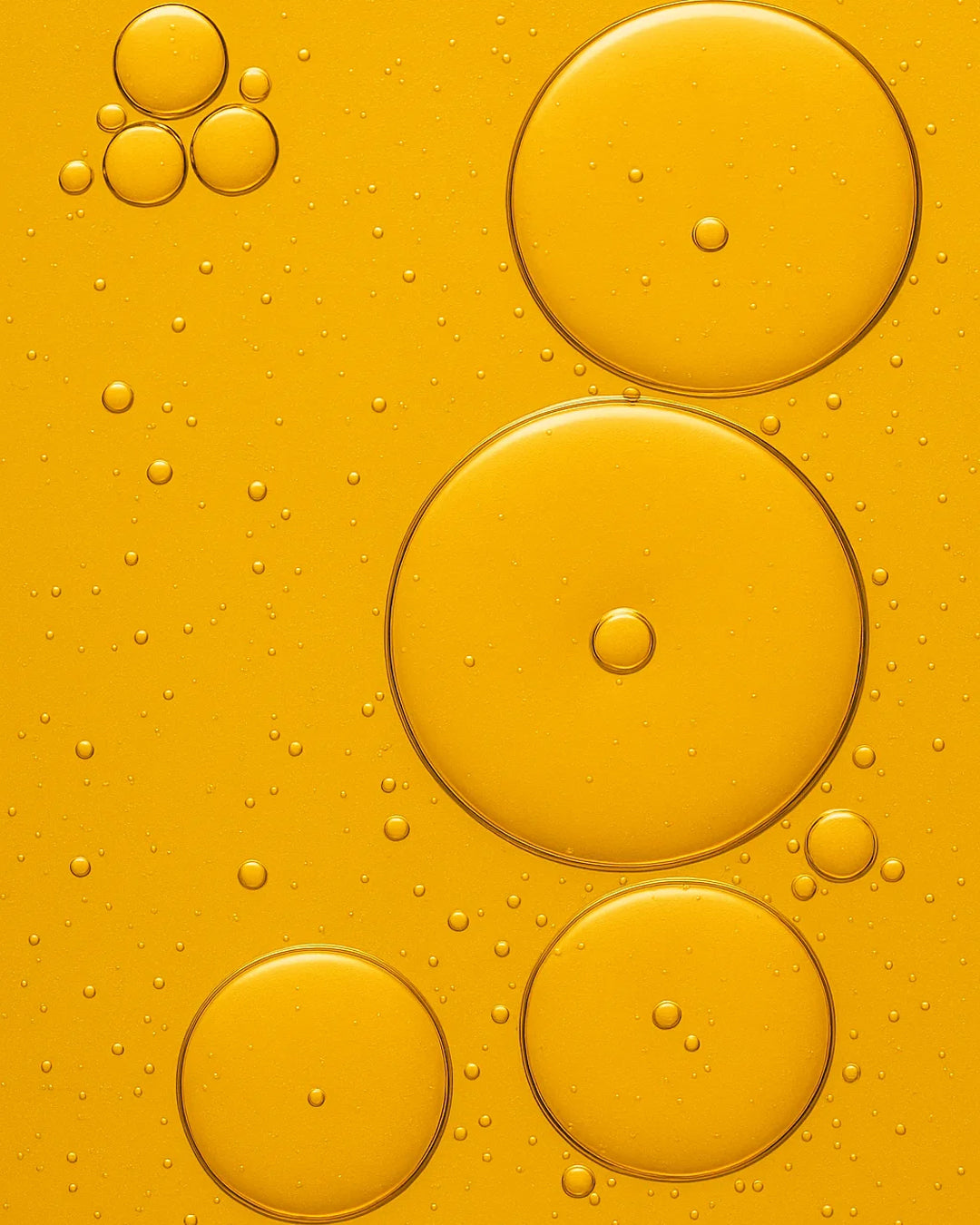huile d'argan basic. - texture dorée huile végétale pure